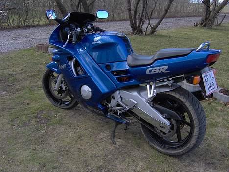 Honda CBR 600 F SOLGT!!! billede 4