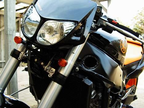 Yamaha FZR 1000 Streetfighter billede 12