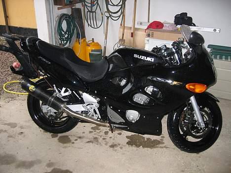 Suzuki gsx750f billede 1