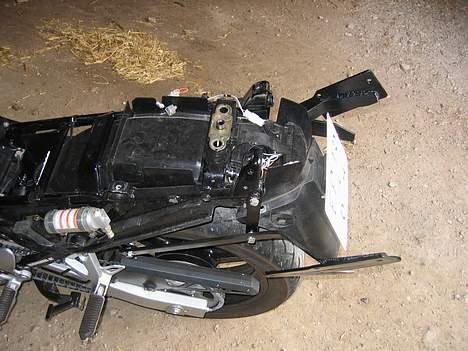 Suzuki gsx750f billede 3