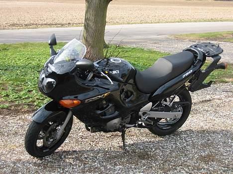 Suzuki gsx750f billede 5