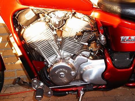 Honda Shadow VT600 - SOLGT feb 12 billede 3