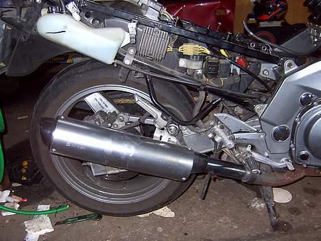 Kawasaki zzr 600 "solgt" billede 9