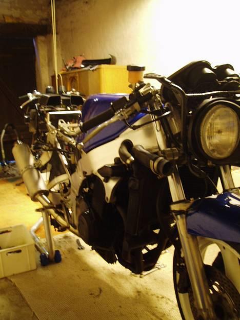 Suzuki gsx-r 400 (solgt) billede 5
