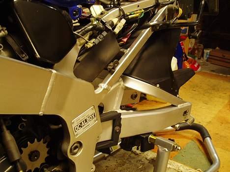 Suzuki gsx-r 400 (solgt) billede 7