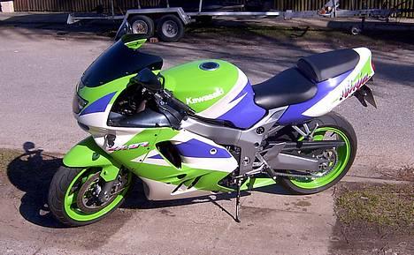 Kawasaki ZX9R - 1 stk. nyvasket ZX9 R billede 1