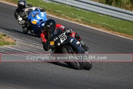 Honda cbr 929 rr  (sc44) (SOLGT) - race på poznan  billede 2