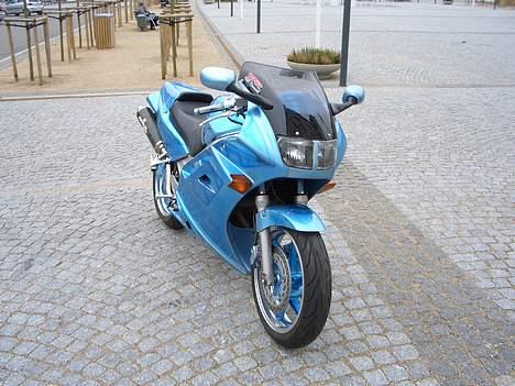 Honda VFR750F (solgt) billede 5