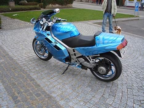 Honda VFR750F (solgt) billede 6