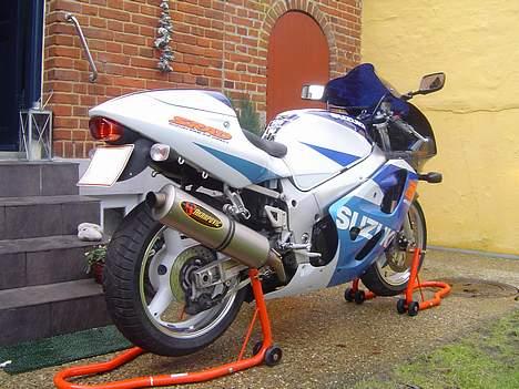 Suzuki Gsx-R 600 - Solgt billede 13