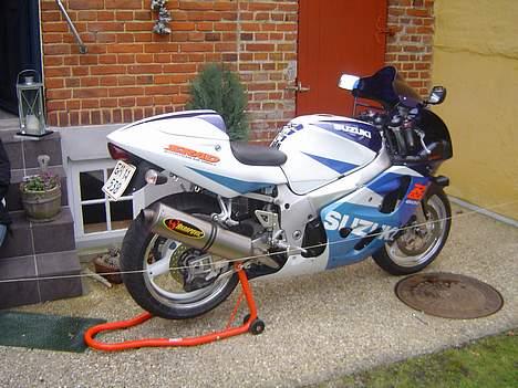 Suzuki Gsx-R 600 - Solgt billede 15