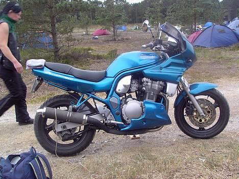 Suzuki GSF 600 Bandit - så fik jeg min frække røv lavet og en ny hugger på +nue blinklys..dejligt billede 6