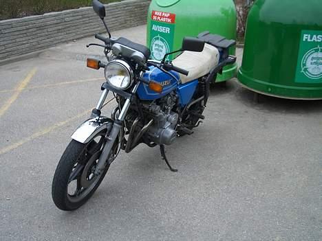 Suzuki GS550 E billede 3