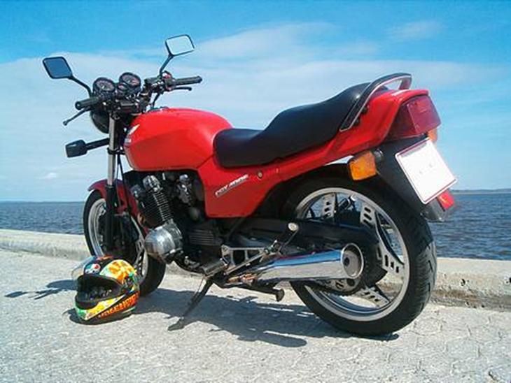 Honda CBX 400 F *SOLGT* billede 1