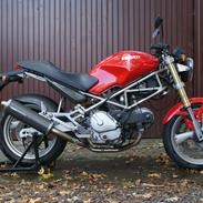 Ducati Monster 600