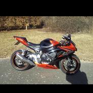Suzuki GSXR 750