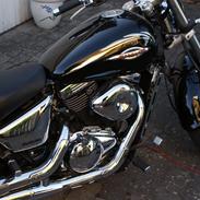 Suzuki Vs700 intruder 