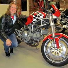 Ducati Monster M1000-S (SOLGT)