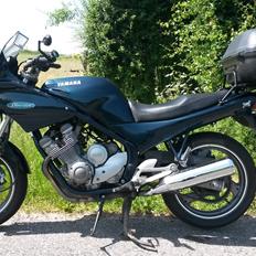 Yamaha XJ600