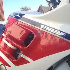 Honda CBR 1000 F SC24 SOLGT