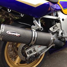 Suzuki Gsx-r 600 SRAD CORONA 