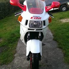 Honda CBR 1000 F