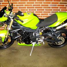 Triumph Street Triple 675