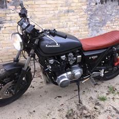 Kawasaki z 1000 st flat tracker