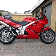 Honda VFR 750