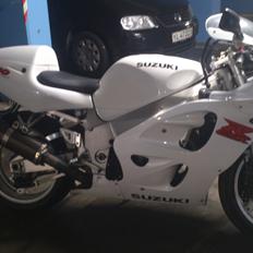 Suzuki Gsxr 750