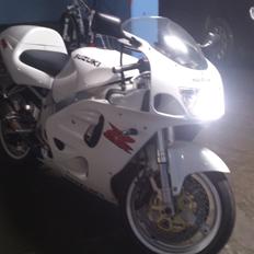 Suzuki Gsxr 750