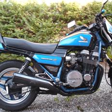 Honda Nighthawk 750