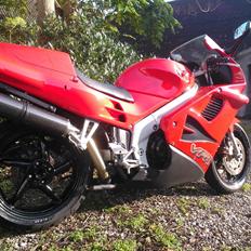 Honda VFR 750 RC36-2