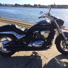 Suzuki M800 intruder