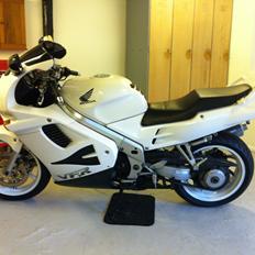 Honda Vfr 750