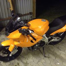 Yamaha SZR 660 Belgarda