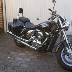 Suzuki Vs700 intruder 