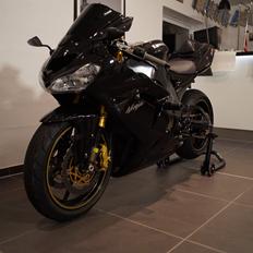 Kawasaki zx10r