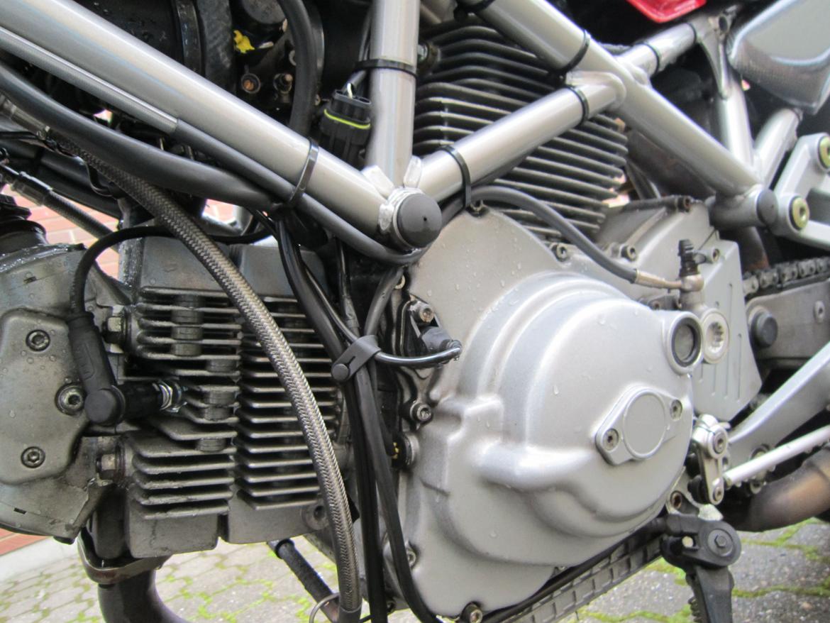 Ducati Monster M1000-S (SOLGT) billede 18