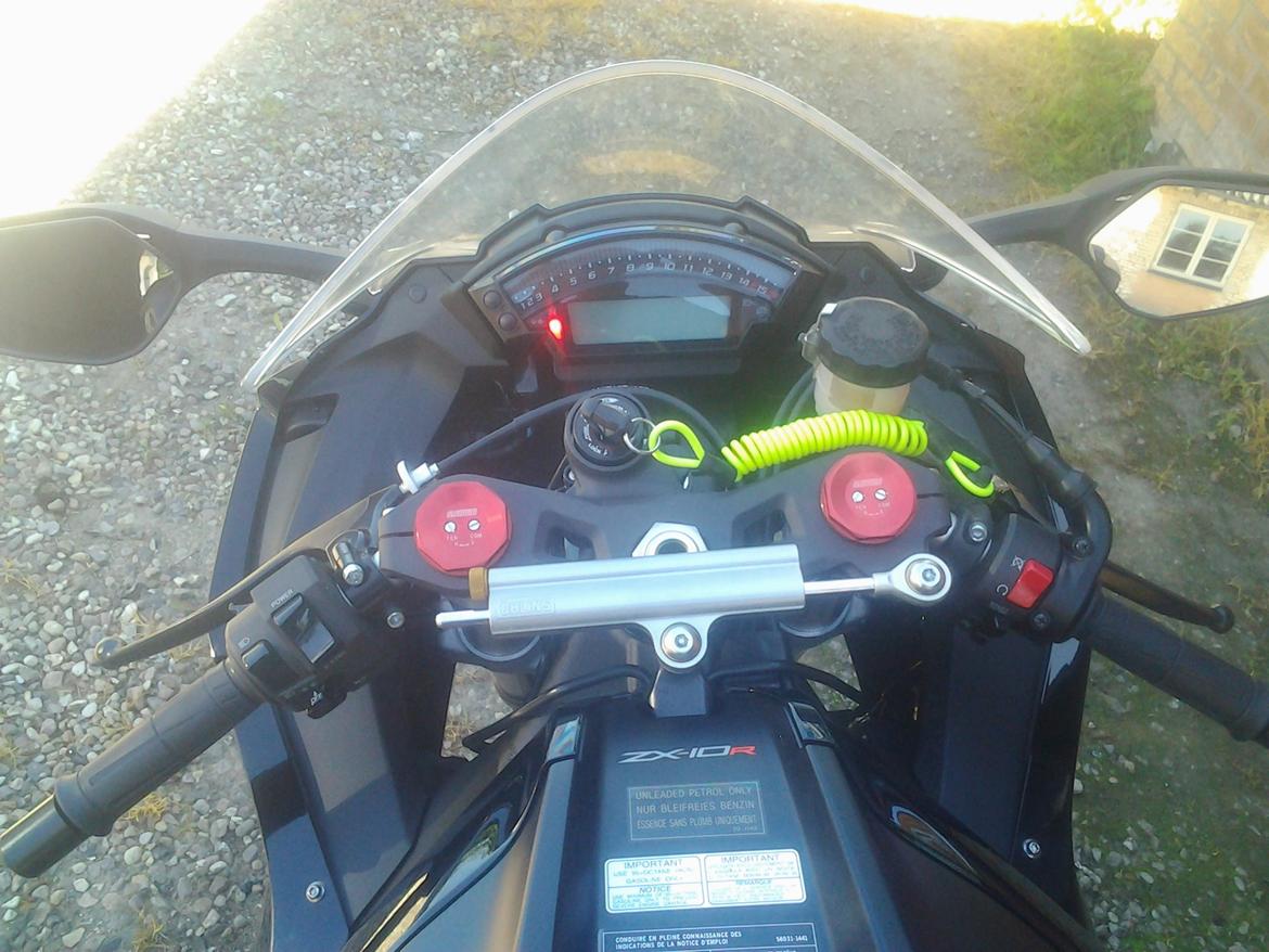 Kawasaki zx10r - cokpit billede 1