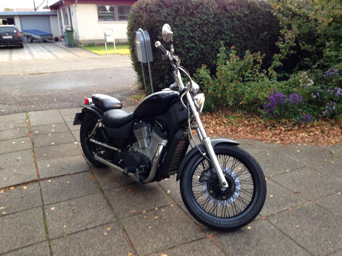 Suzuki Intruder vs 700 billede 1