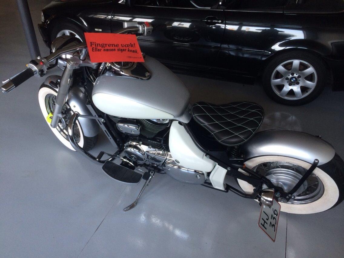 Suzuki VL 800 / C 800 Intruder billede 1