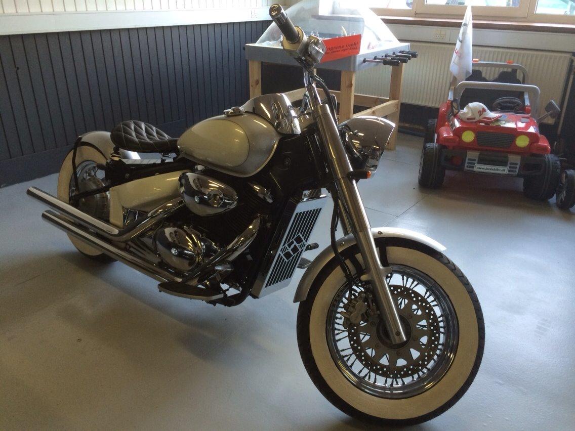 Suzuki VL 800 / C 800 Intruder billede 6