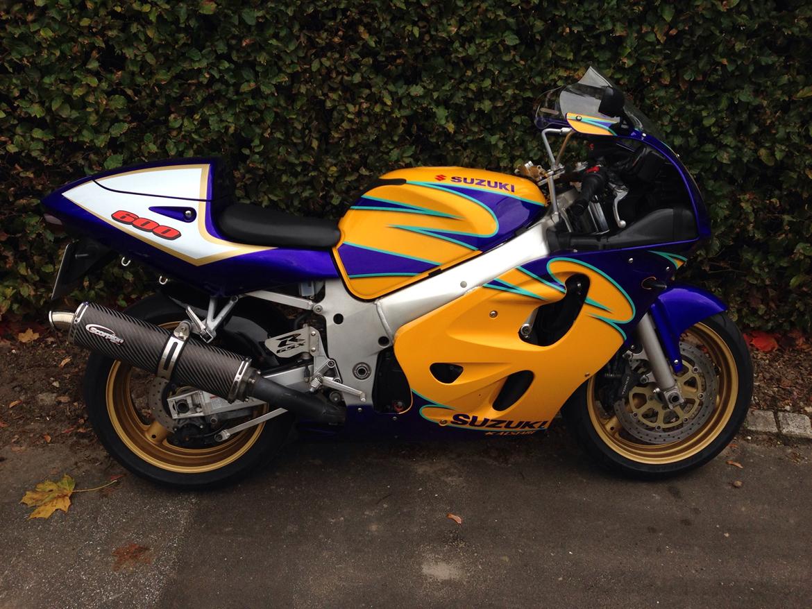 Suzuki Gsx-r 600 SRAD CORONA  billede 2