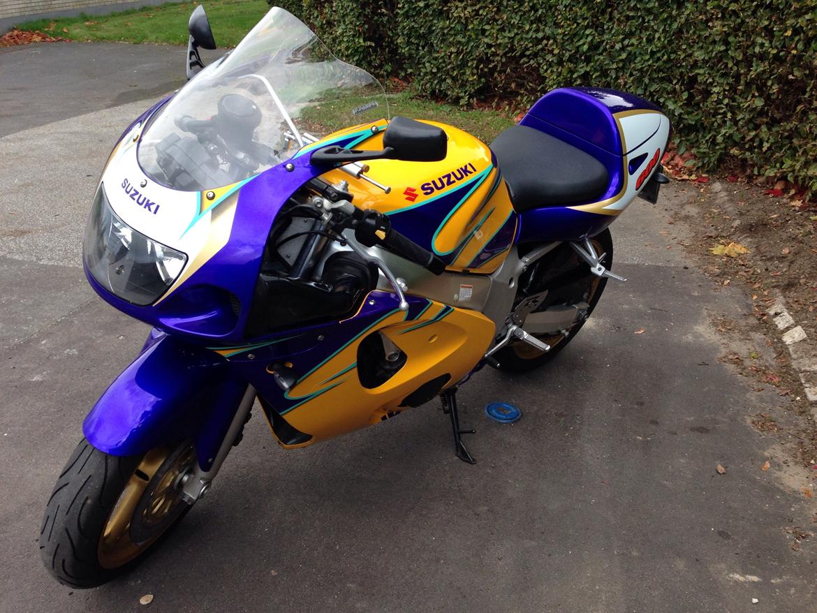 Suzuki Gsx-r 600 SRAD CORONA  billede 12