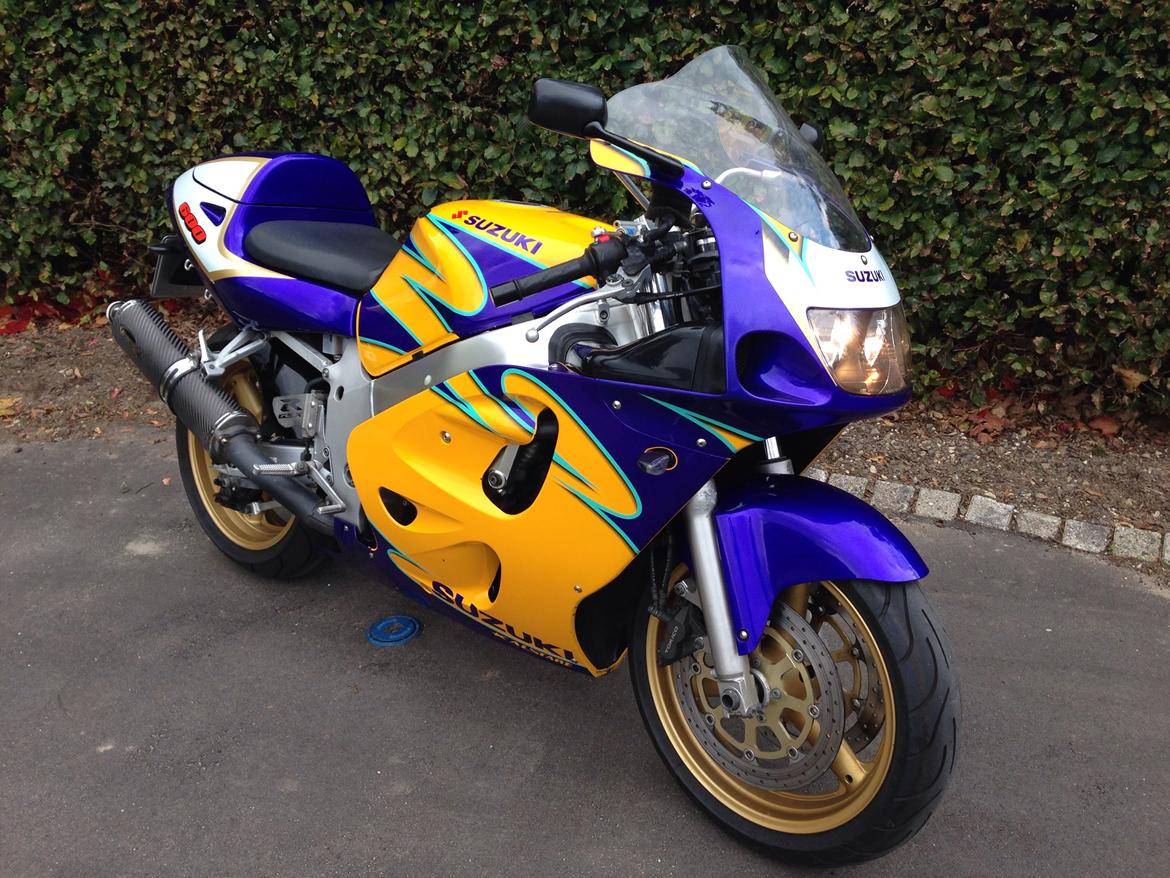 Suzuki Gsx-r 600 SRAD CORONA  billede 15