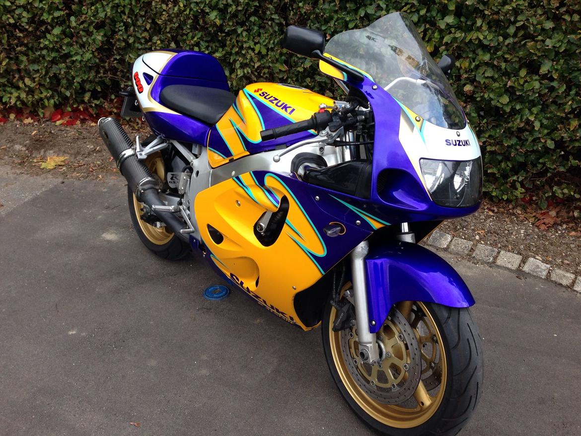 Suzuki Gsx-r 600 SRAD CORONA  billede 18