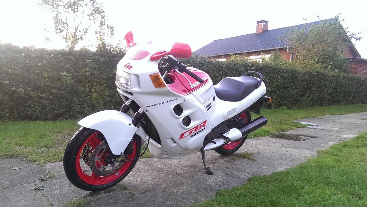 Honda CBR 1000 F billede 2