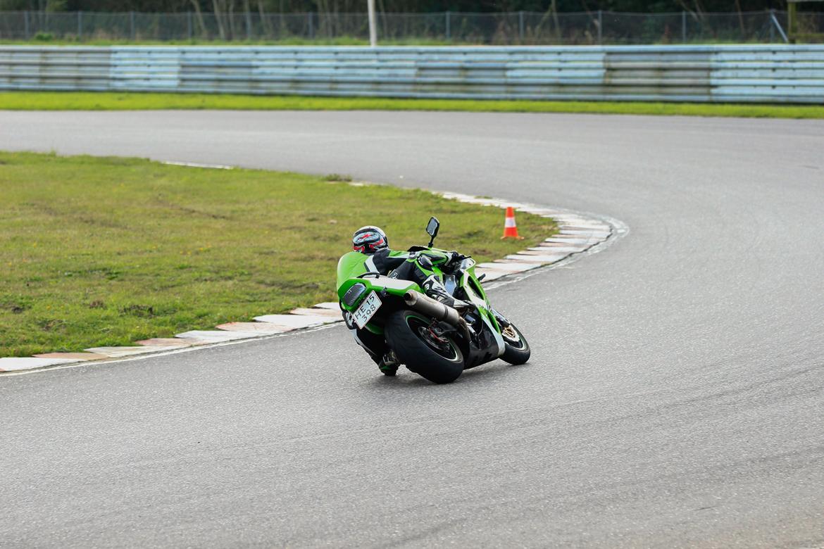 Kawasaki ZX7R billede 4