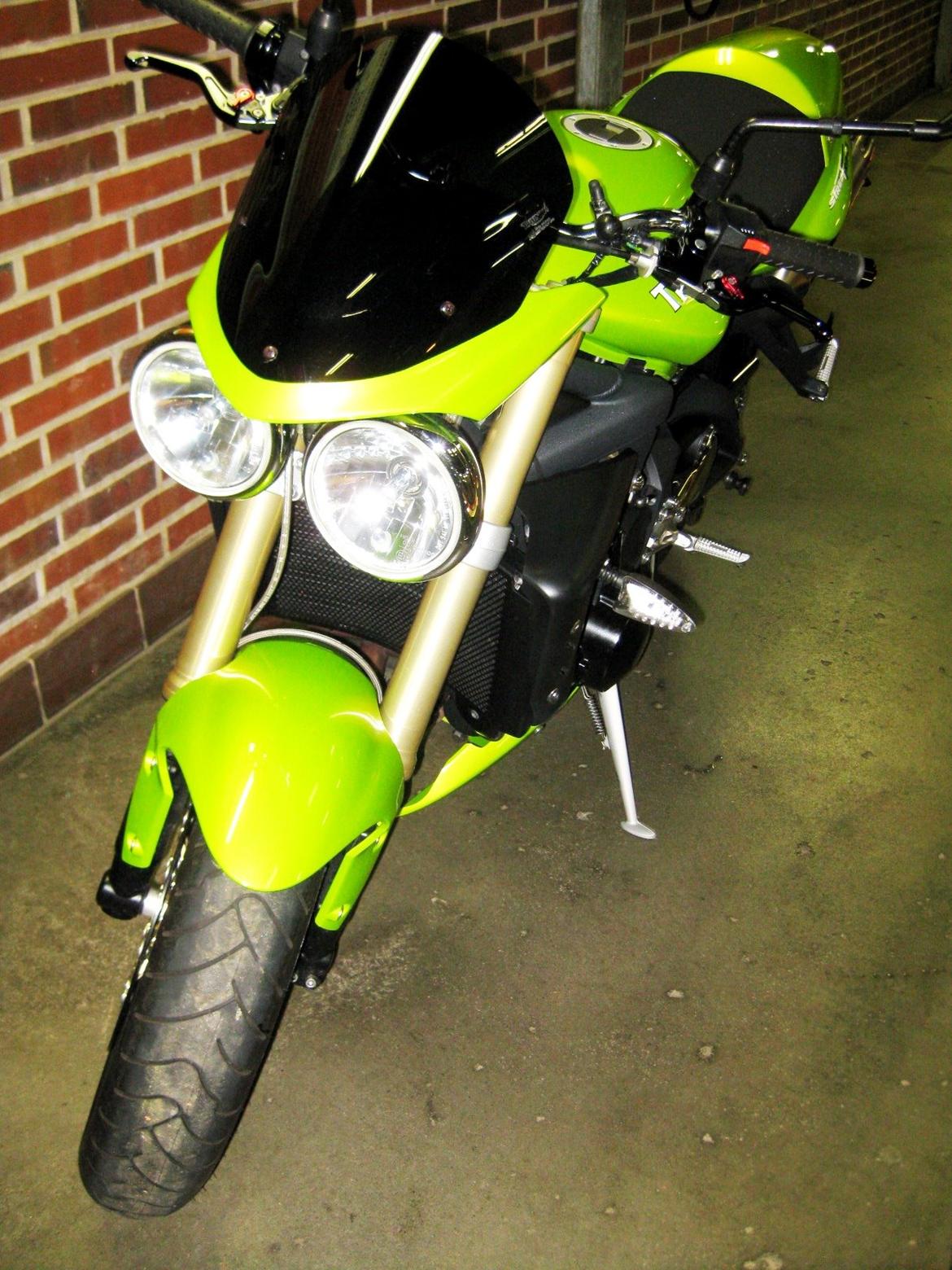 Triumph Street Triple 675 billede 4